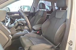 Valkoinen Audi Q5 2017 kuva 19.