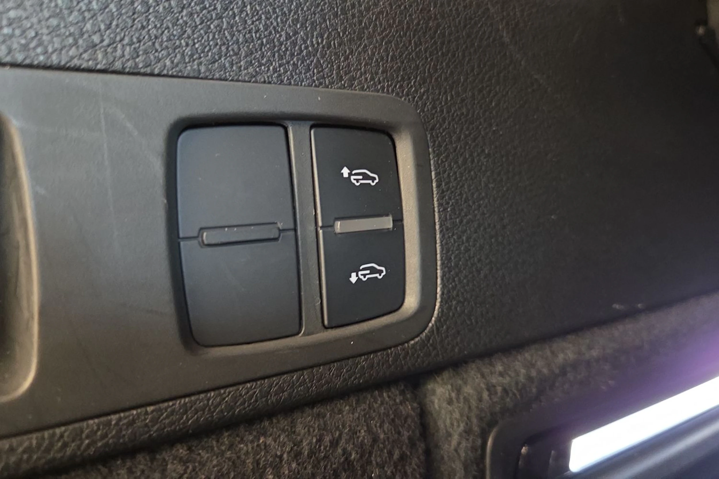 Valkoinen Audi Q5 2017 kuva 21.