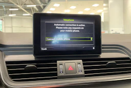 punainen Audi Q5 2017 kuva 24.