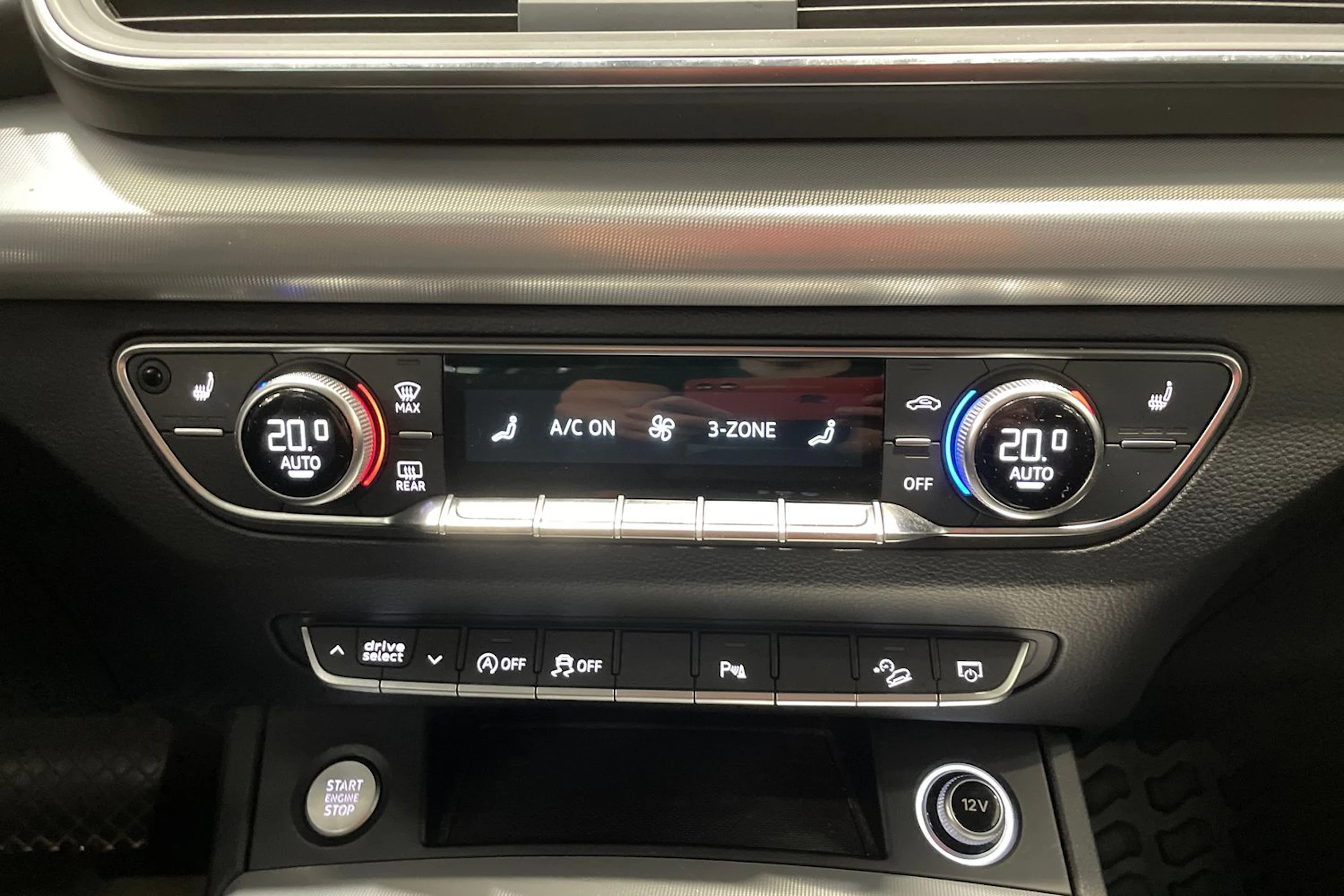 punainen Audi Q5 2017 kuva 26.