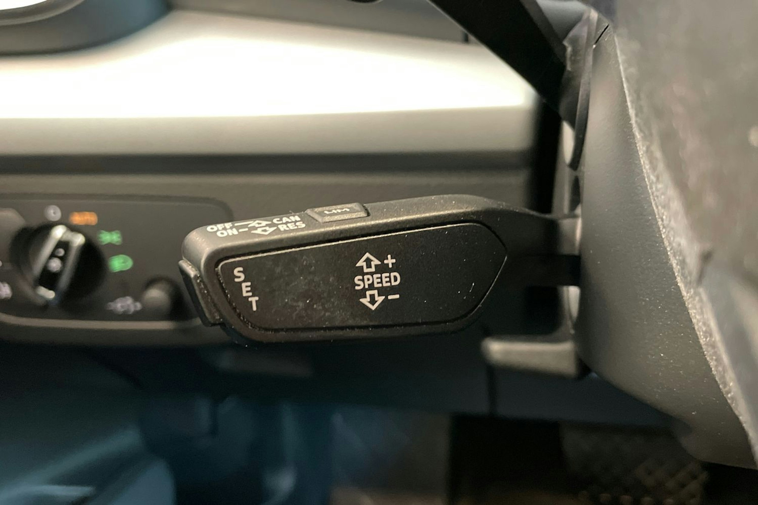 Sininen Audi Q5 2017 kuva 18.