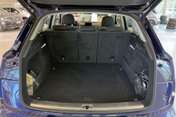 Sininen Audi Q5 2017 kuva 26.
