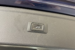 Sininen Audi Q5 2017 kuva 27.
