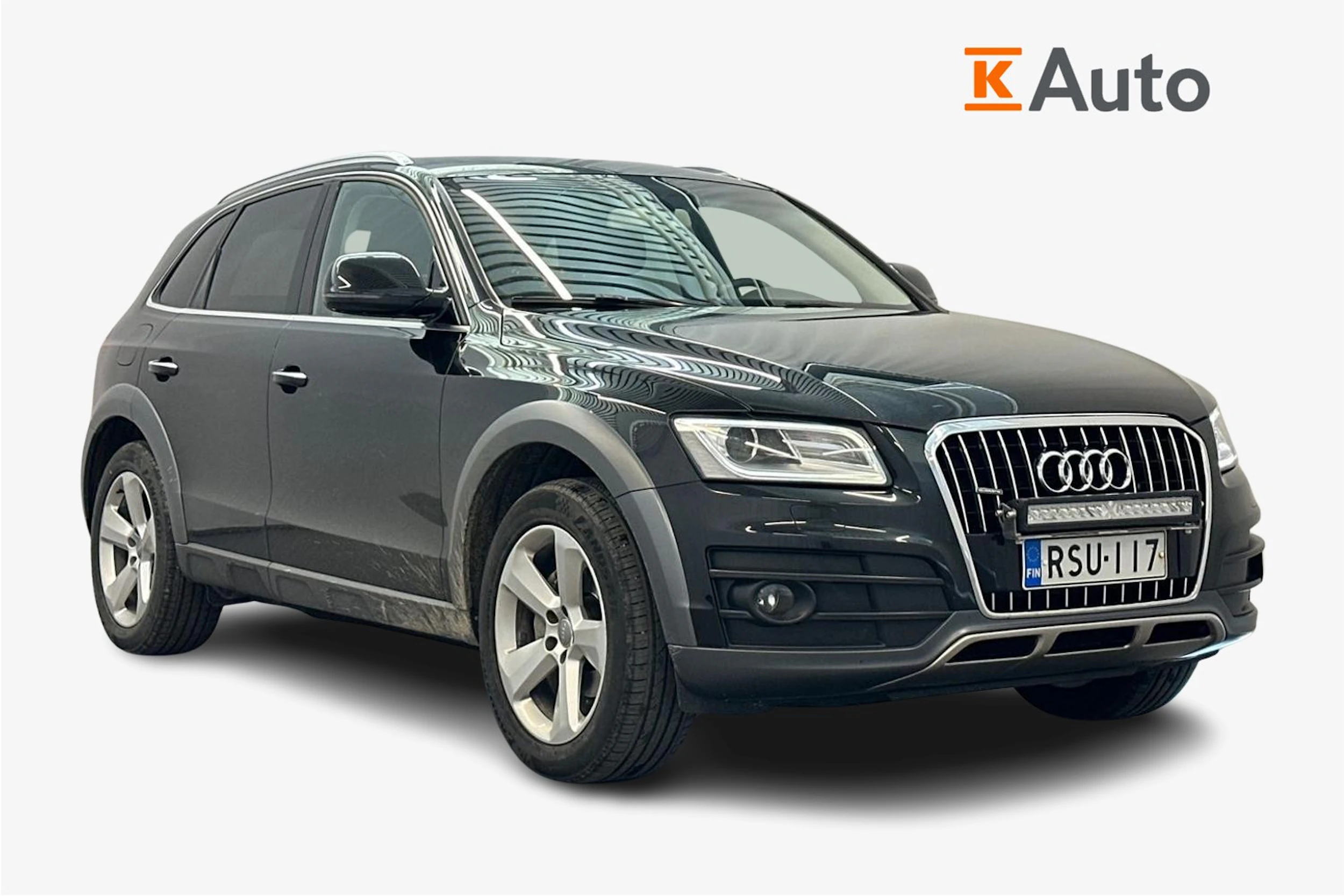 musta Audi Q5 2017 kuva 1.