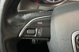 musta Audi Q5 2017 kuva 18.