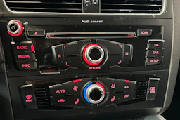 musta Audi Q5 2017 kuva 23.