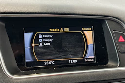 musta Audi Q5 2017 kuva 24.