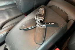 musta Audi Q5 2017 kuva 26.