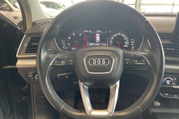 Musta Audi Q5 2017 kuva 16.