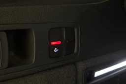 sininen Audi Q5 2017 kuva 13.