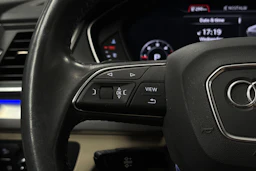 sininen Audi Q5 2017 kuva 17.