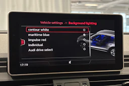 sininen Audi Q5 2017 kuva 21.