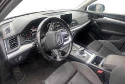 Sininen Audi Q5 2017 kuva 3.