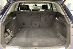 met. sininen Audi Q5 2017 kuva 15.