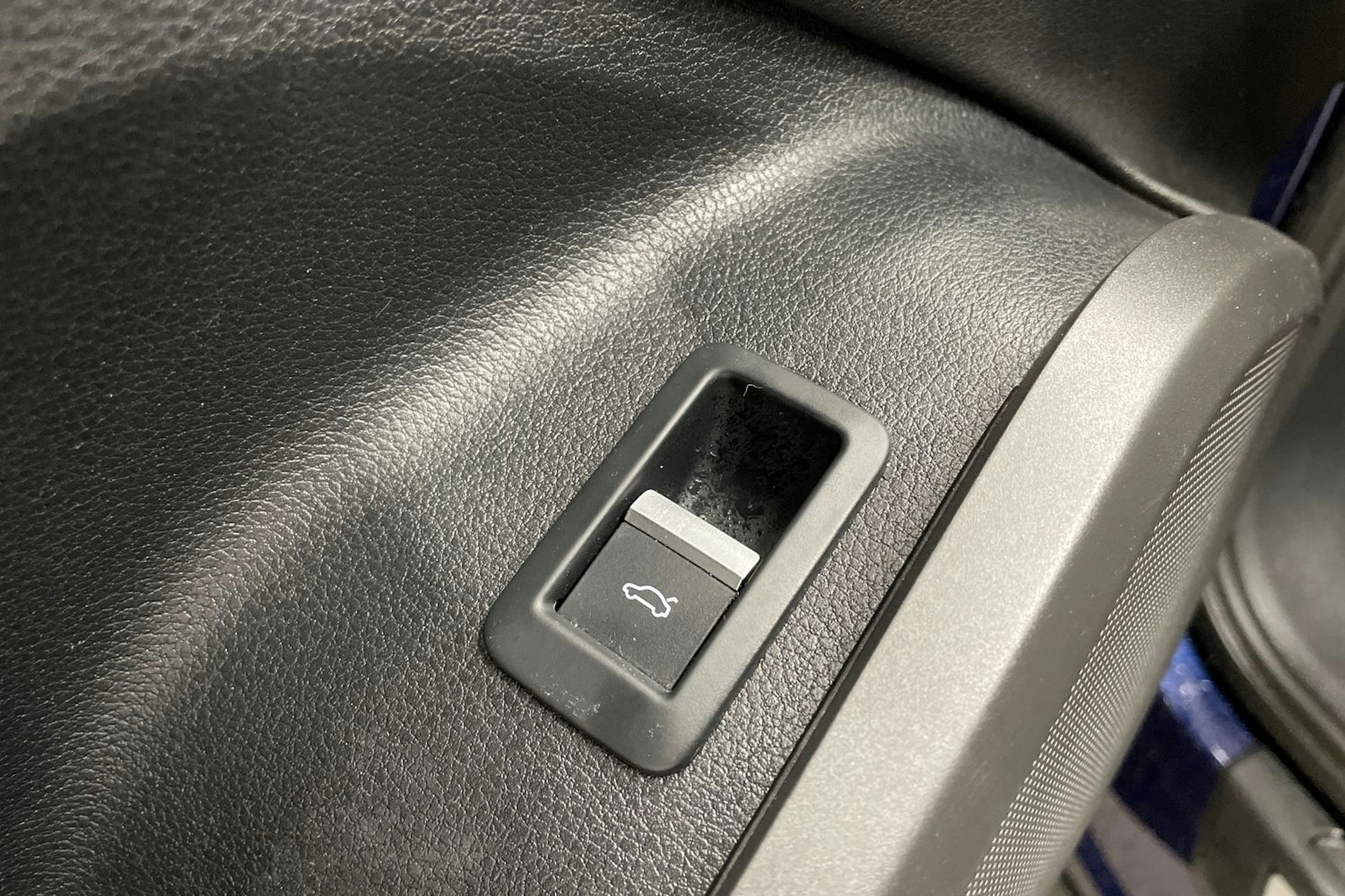 met. sininen Audi Q5 2017 kuva 26.