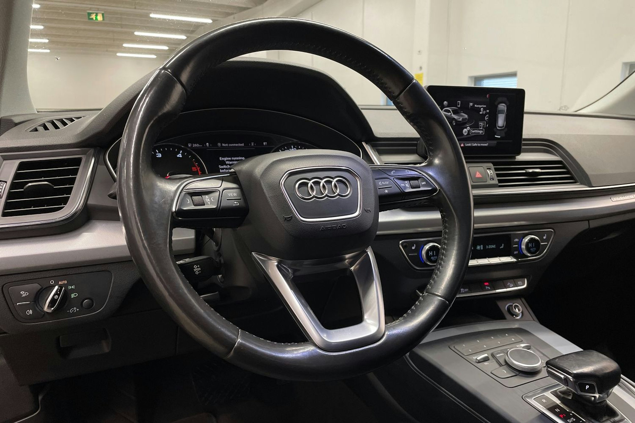 met. sininen Audi Q5 2017 kuva 27.