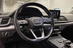 met. sininen Audi Q5 2017 kuva 27.