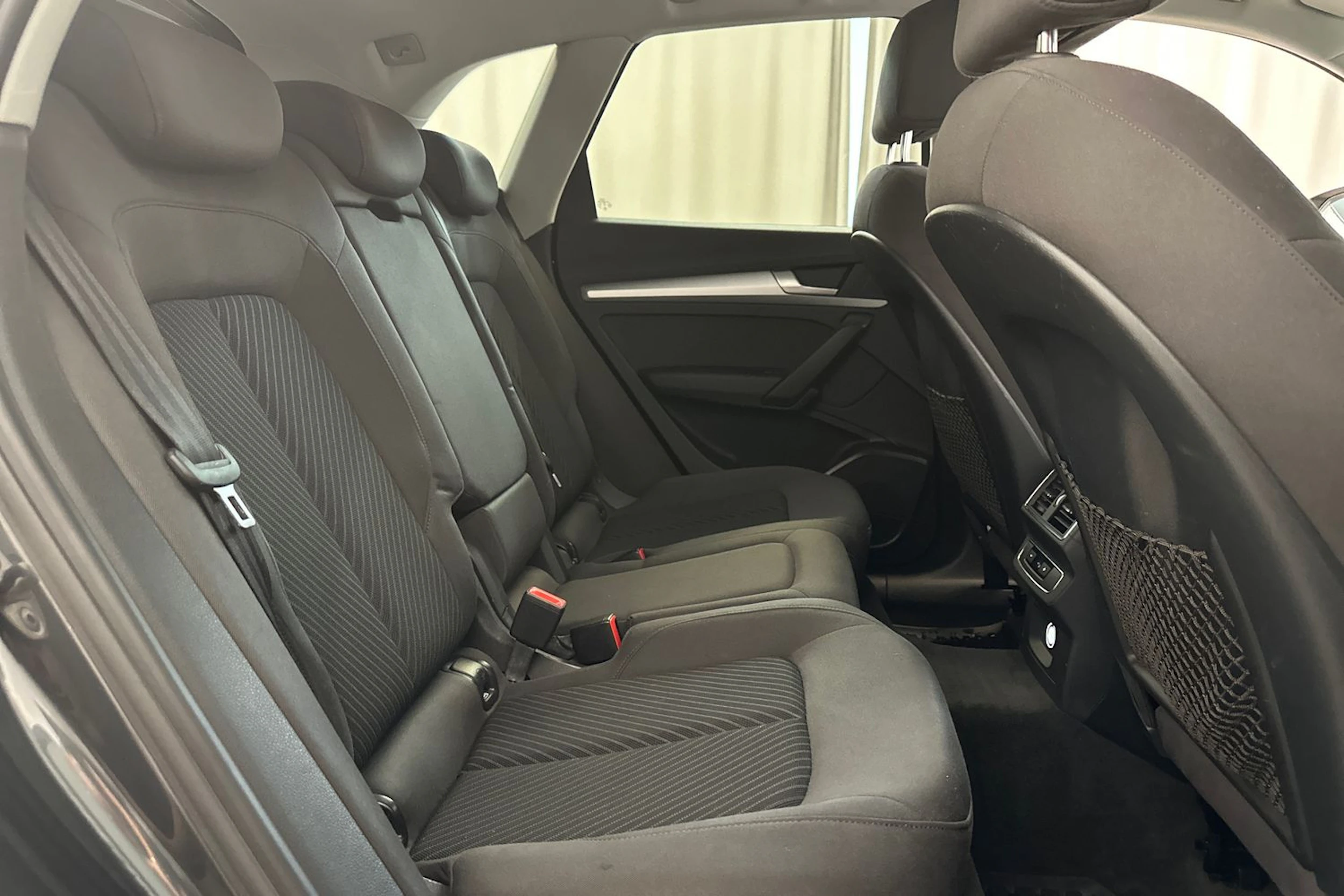 vihreä Audi Q5 2017 kuva 10.