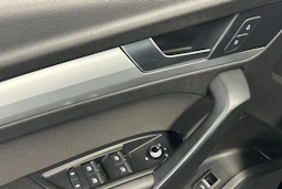 vihreä Audi Q5 2017 kuva 16.