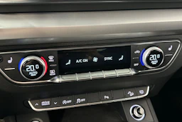 vihreä Audi Q5 2017 kuva 23.