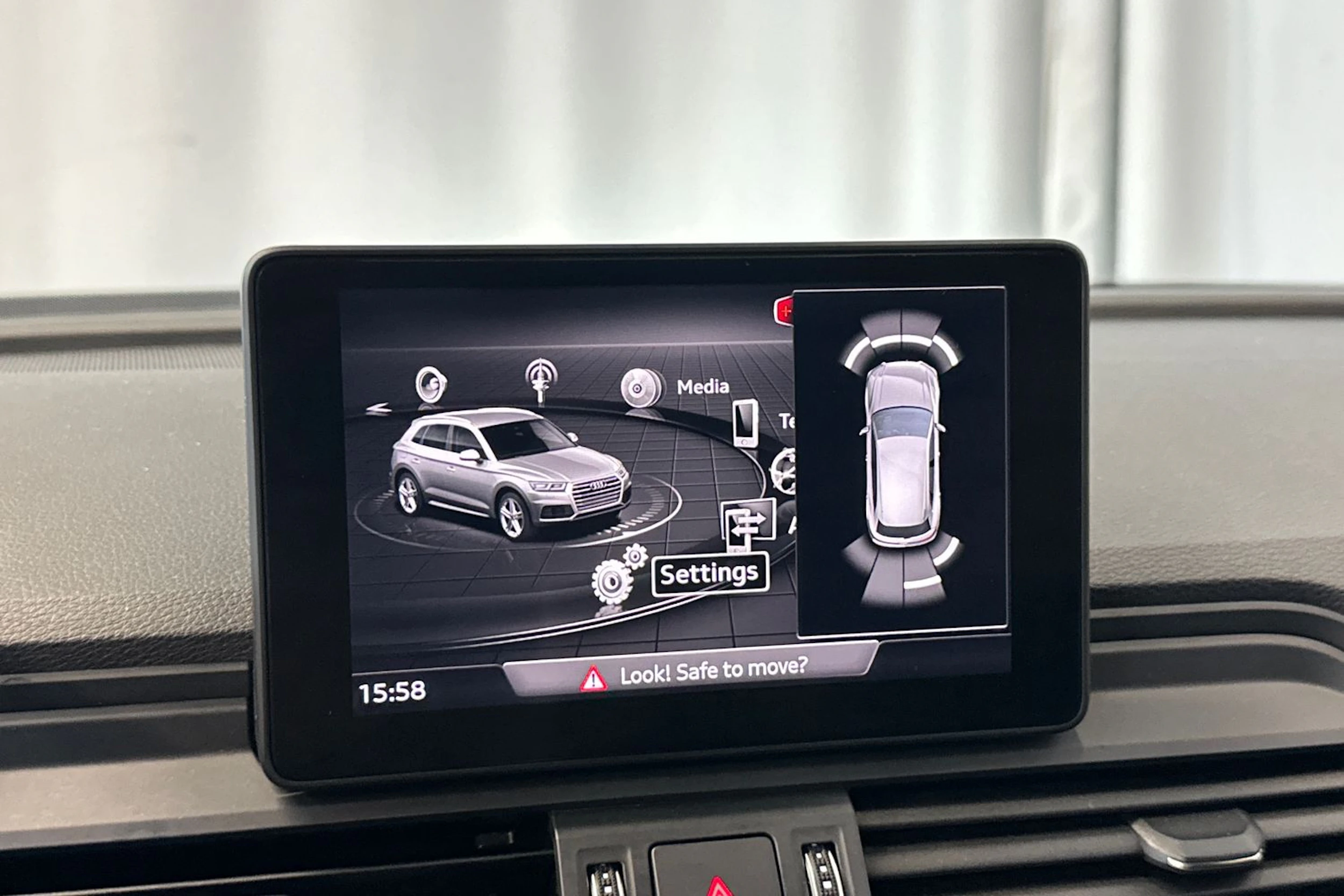 vihreä Audi Q5 2017 kuva 26.