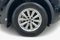 Musta Audi Q5 2018 kuva 9.