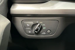 Musta Audi Q5 2018 kuva 13.