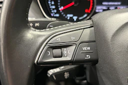 Musta Audi Q5 2018 kuva 15.