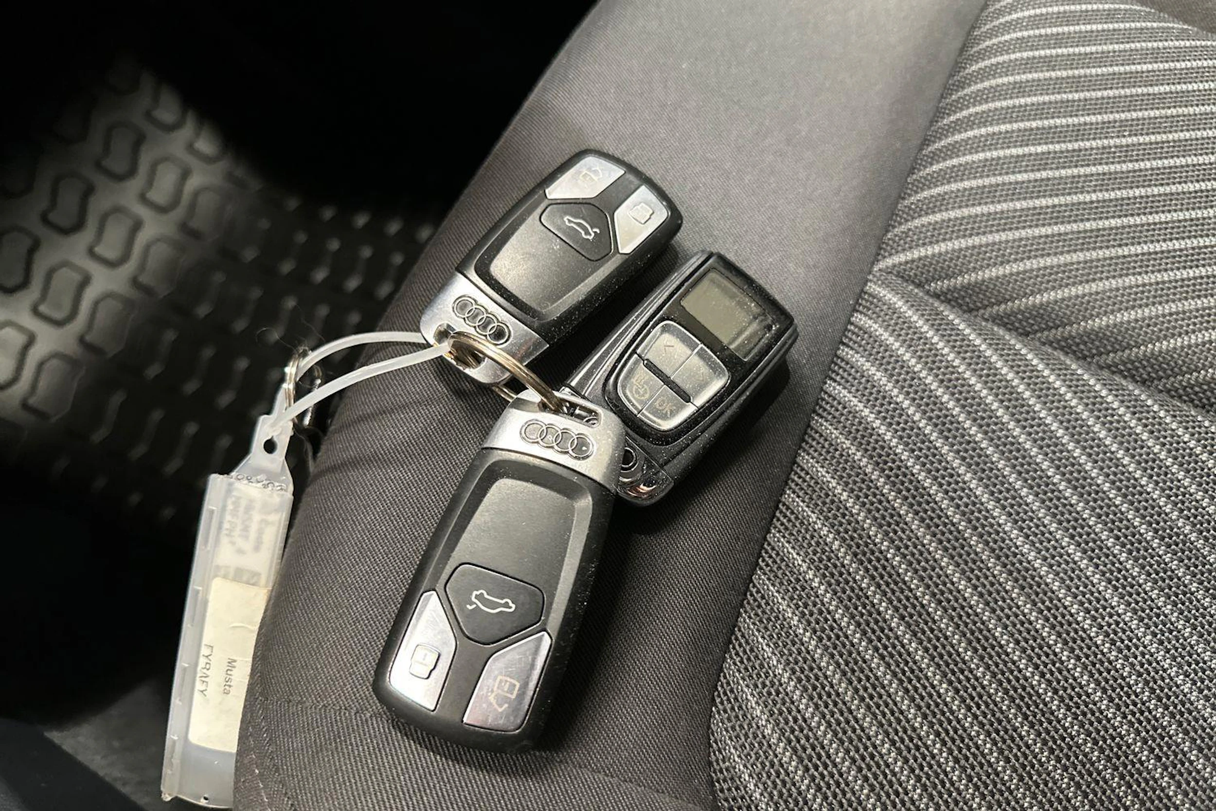 Musta Audi Q5 2018 kuva 23.