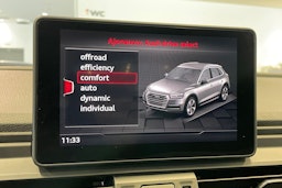 Sininen Audi Q5 2018 kuva 22.