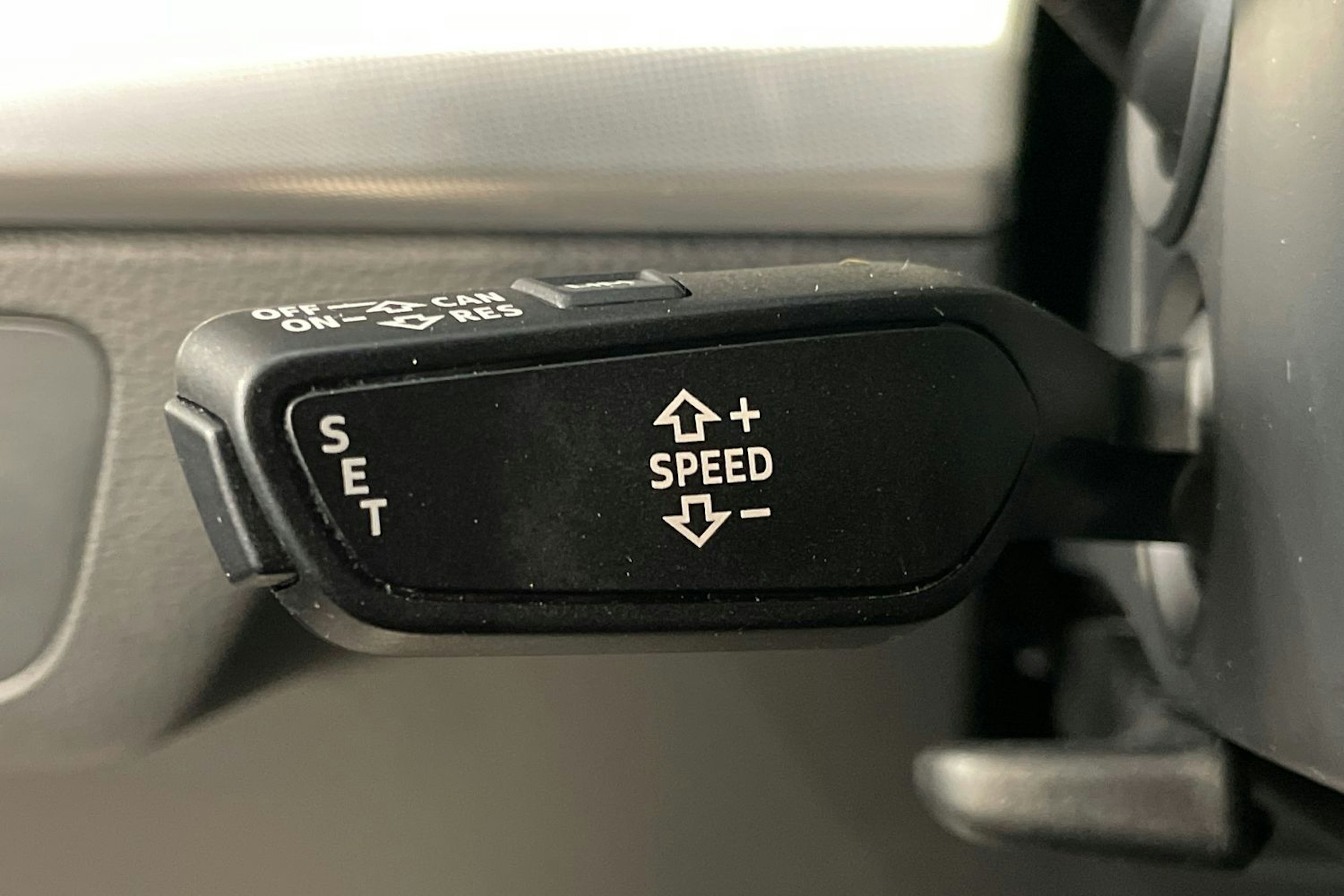 Sininen Audi Q5 2018 kuva 24.
