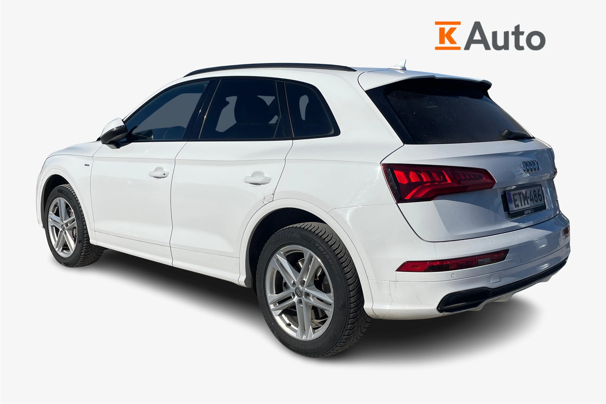 valkoinen Audi Q5 2018 kuva 2.