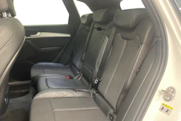 valkoinen Audi Q5 2018 kuva 8.