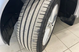 hopea Audi Q5 2018 kuva 10.
