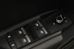 hopea Audi Q5 2018 kuva 11.