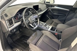 valkoinen Audi Q5 2018 kuva 7.