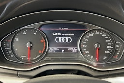 valkoinen Audi Q5 2018 kuva 19.