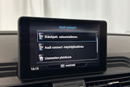 valkoinen Audi Q5 2018 kuva 20.