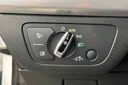 valkoinen Audi Q5 2018 kuva 30.