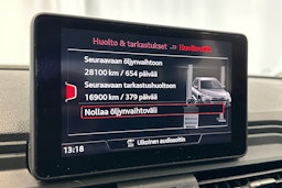 valkoinen Audi Q5 2018 kuva 32.