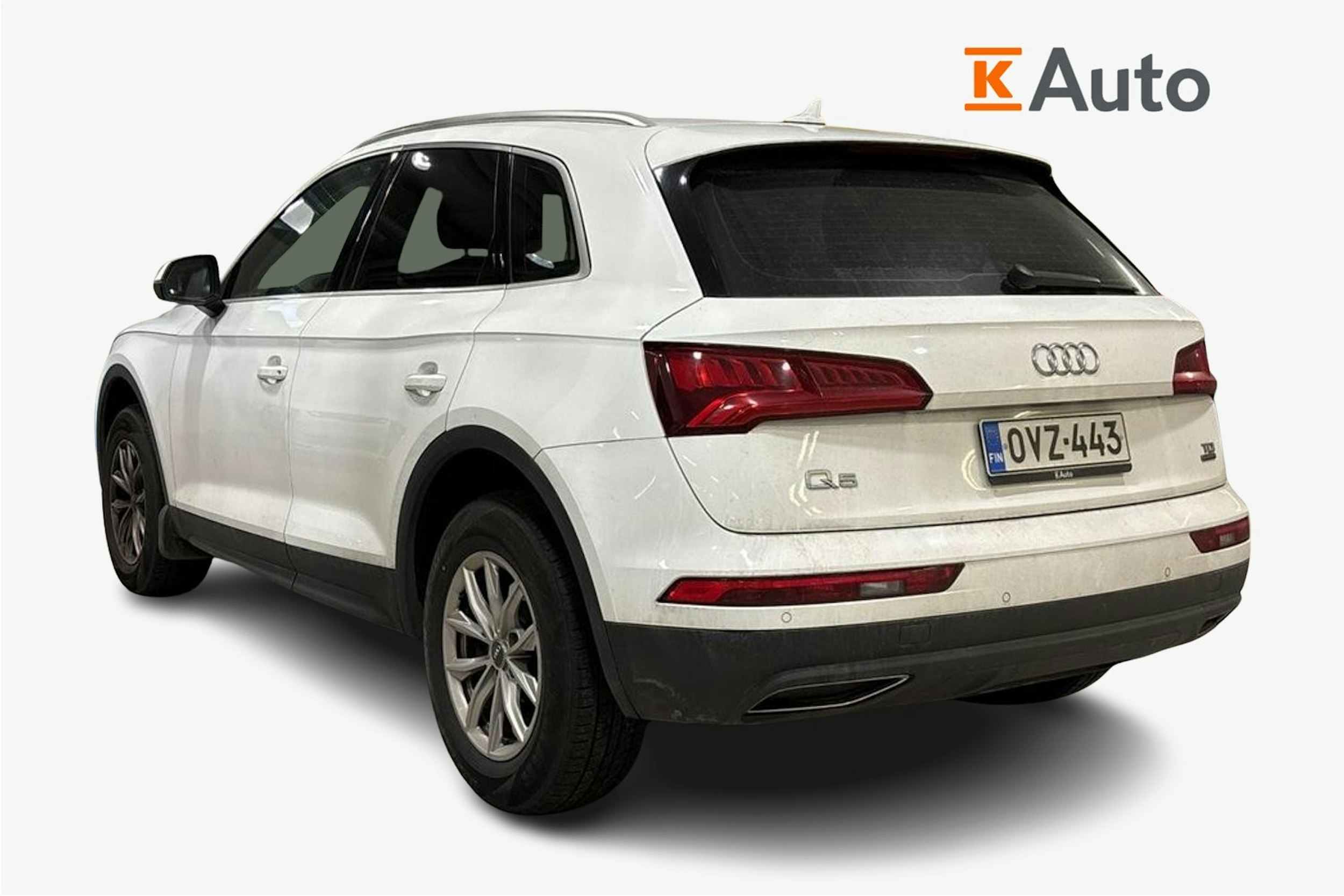 valkoinen Audi Q5 2018 kuva 2.