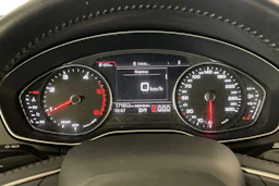 met. harmaa Audi Q5 2018 kuva 16.