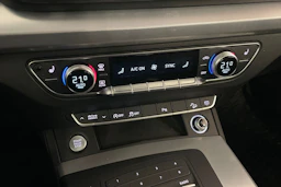 met. harmaa Audi Q5 2018 kuva 18.