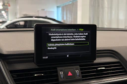 harmaa Audi Q5 2018 kuva 25.