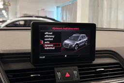 harmaa Audi Q5 2018 kuva 28.