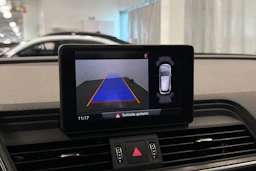 harmaa Audi Q5 2018 kuva 29.