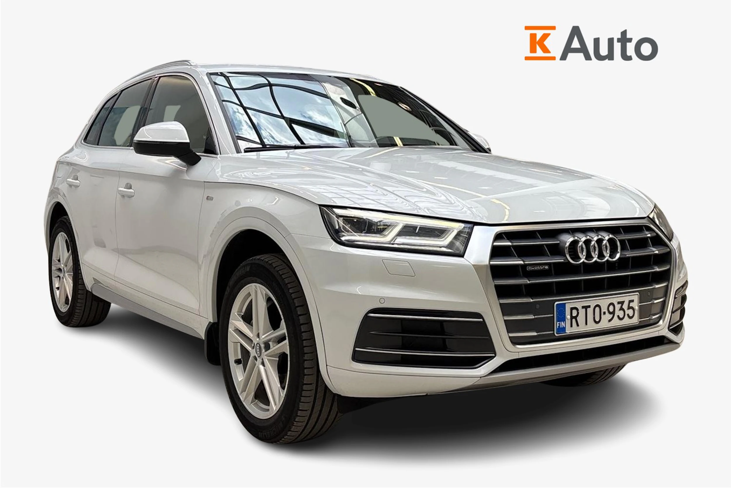 valkoinen Audi Q5 2018 kuva 1.