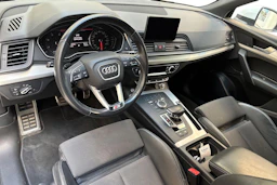 valkoinen Audi Q5 2018 kuva 8.