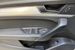 valkoinen Audi Q5 2018 kuva 18.