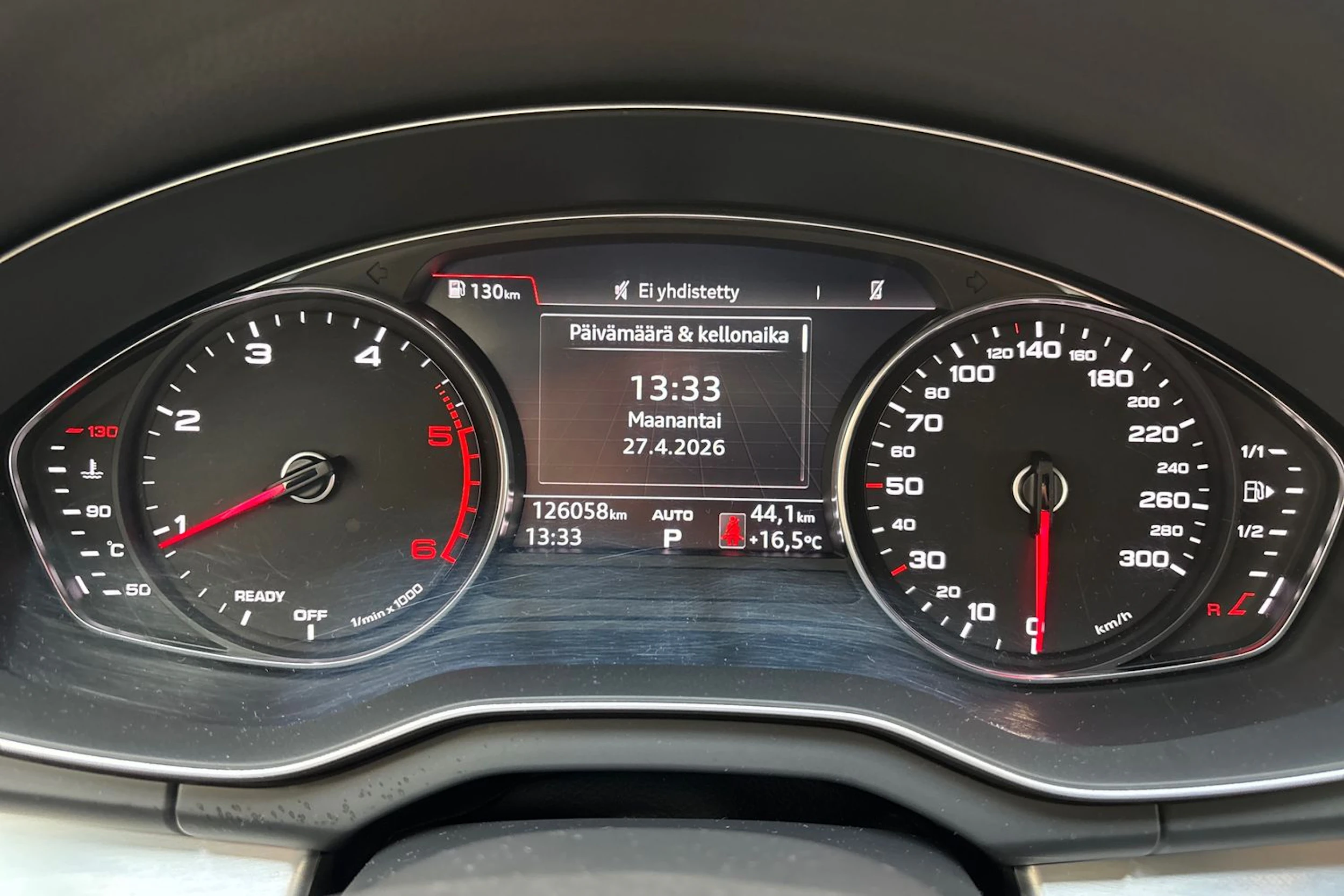 valkoinen Audi Q5 2018 kuva 22.